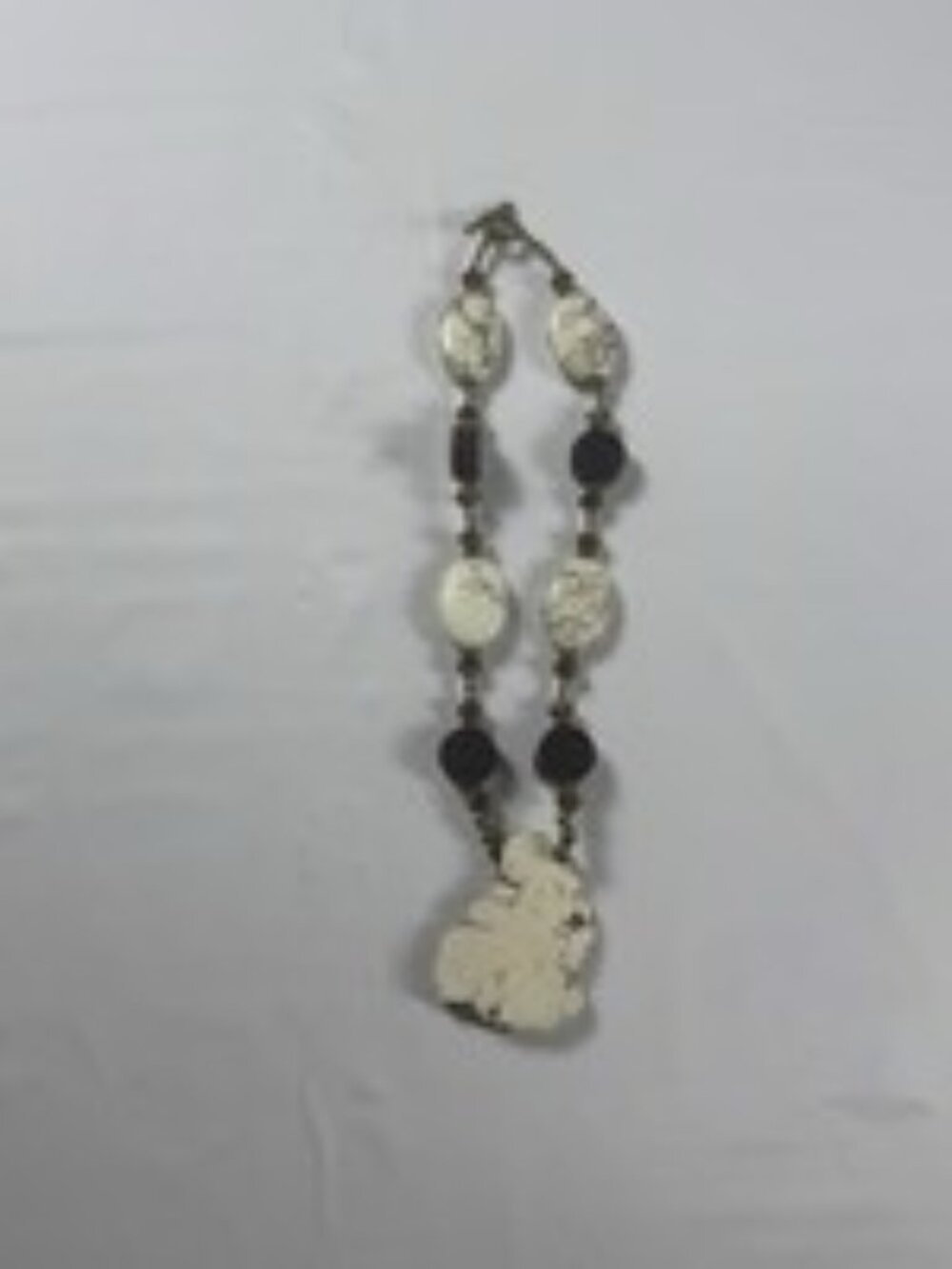 Vintage Boho White Howlite Stone Wood Slab Pendant Necklace Choker Toggle